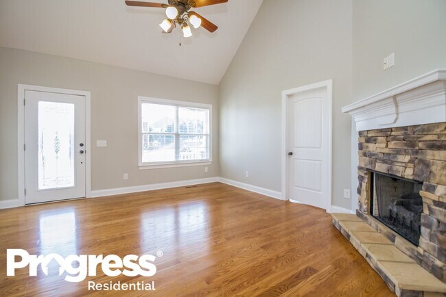 Building Photo - 1067 Windtree Trace