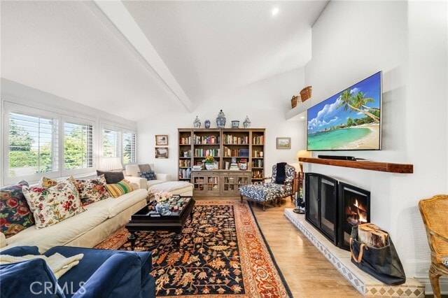 Building Photo - 502 Avenida Largo