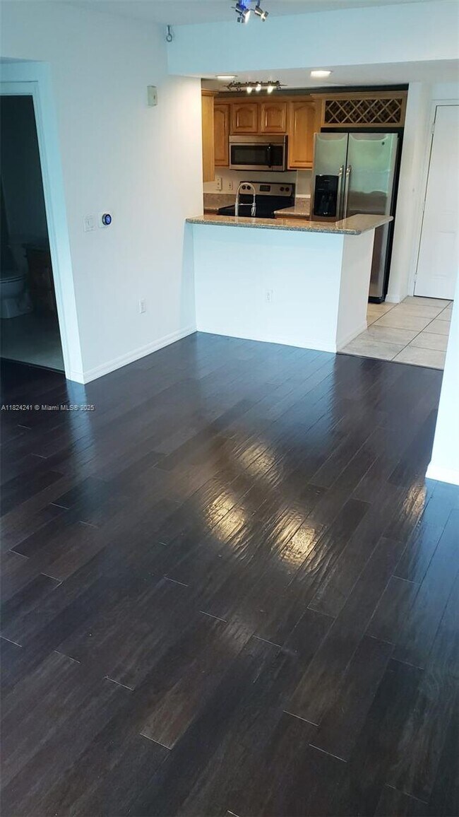 Foto del edificio - 3530 SW 22nd St