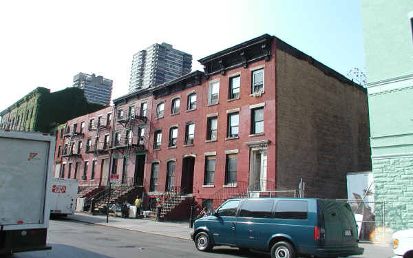 Primary Photo - 150 W 124th St