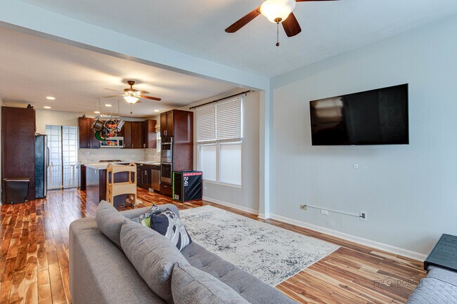 Foto del edificio - 4716 W Hutchinson St