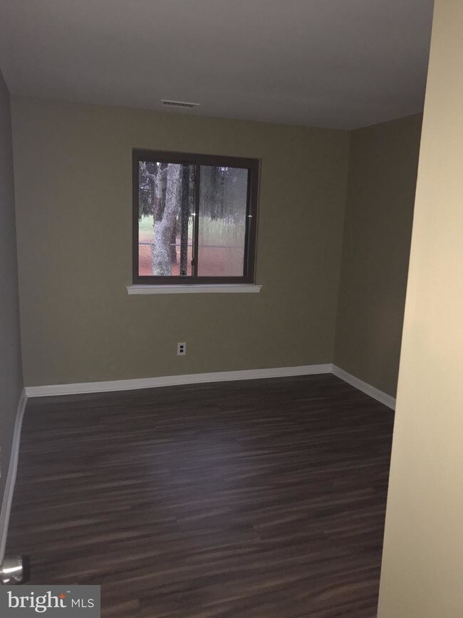 Building Photo - 2036 Jason Dr