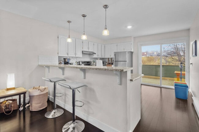 Photo du bâtiment - 45 Quidi Vidi Rd