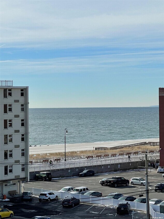 Primary Photo - 55 Monroe Blvd