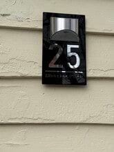 Building Photo - 25 Bleecker Pl