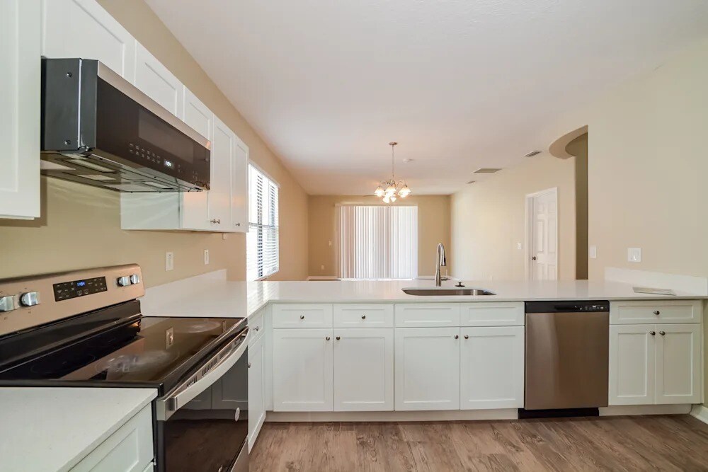 Foto del edificio - 4215 Flad Ave