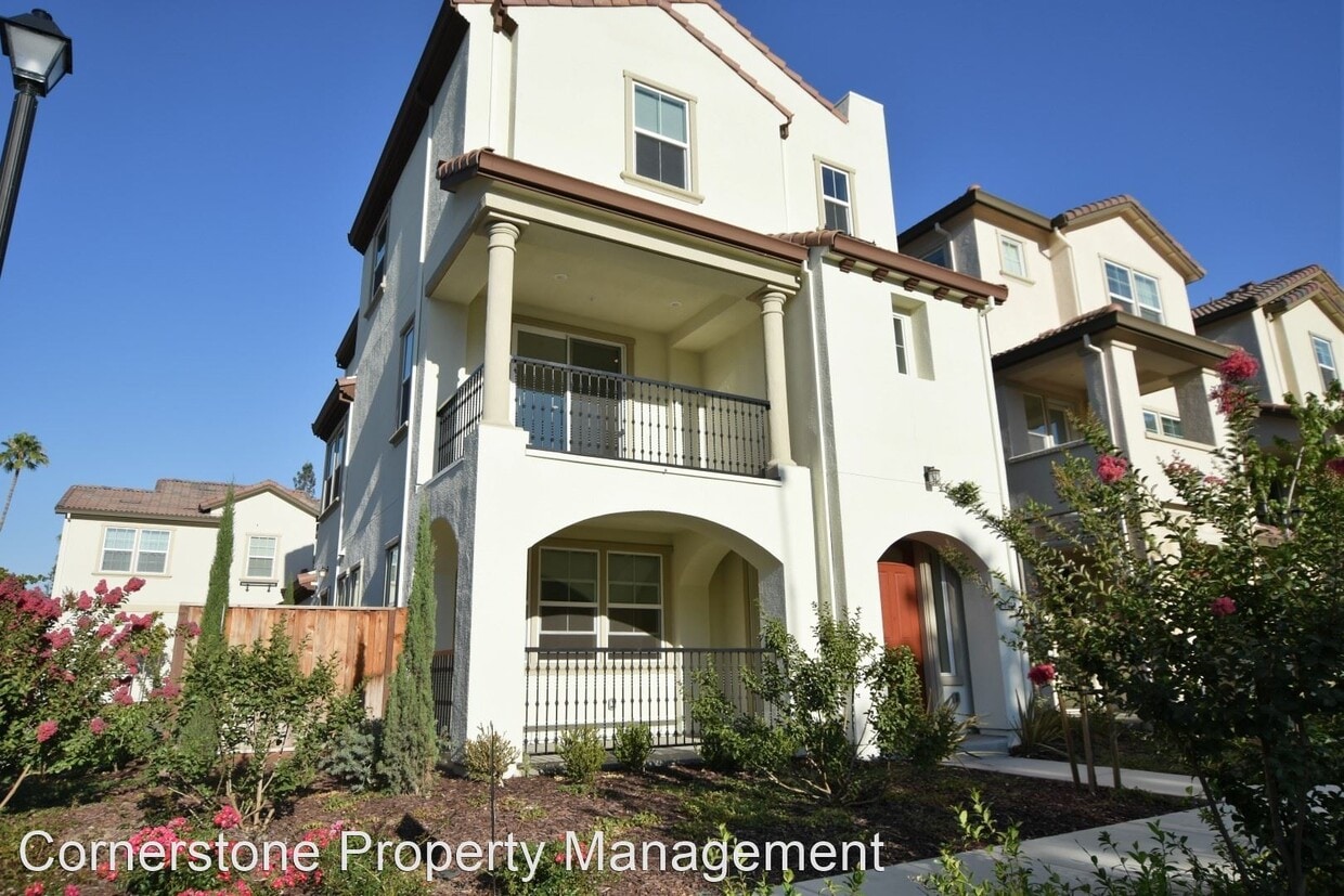 Foto principal - 4 br, 3.5 bath House - 5018 Edenvale Ave