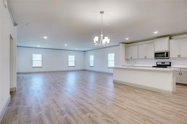 Building Photo - 219 Community Dr