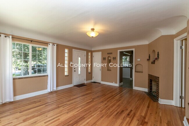 Foto del edificio - Upscale Glenmere Park Bungalow