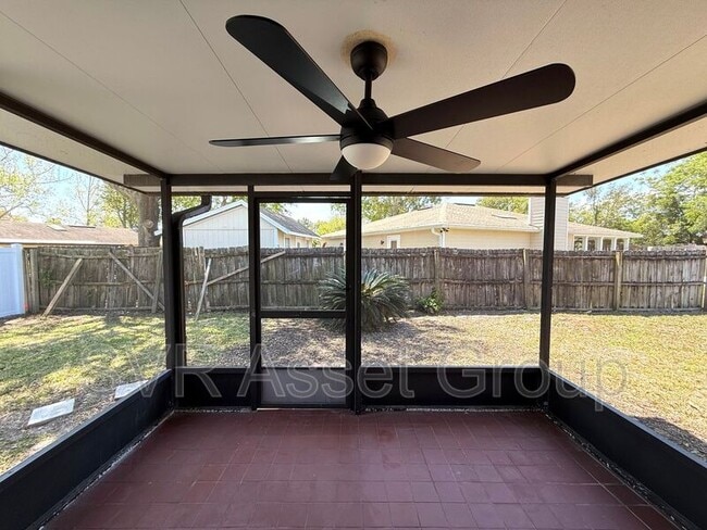 Building Photo - 432 Helmsman Ln