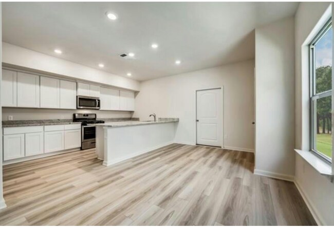 Foto del edificio - 203 Marsh Ln