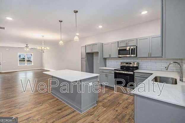 Foto del edificio - 124 Crest Pointe S