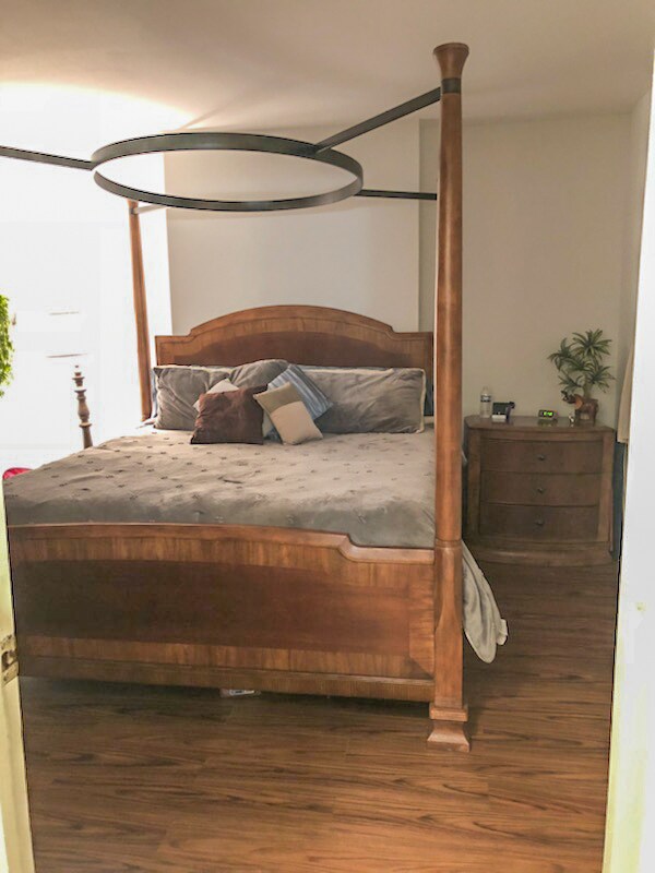 Dormitorio - 1089 River Rd