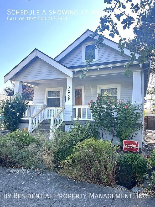 Building Photo - 2242 SE 44th Ave