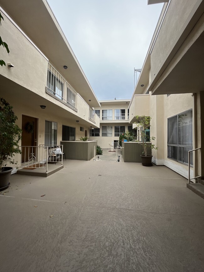 Foto del edificio - 1117 9th St