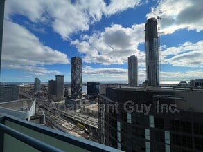 Building Photo - 8 The Esplanade