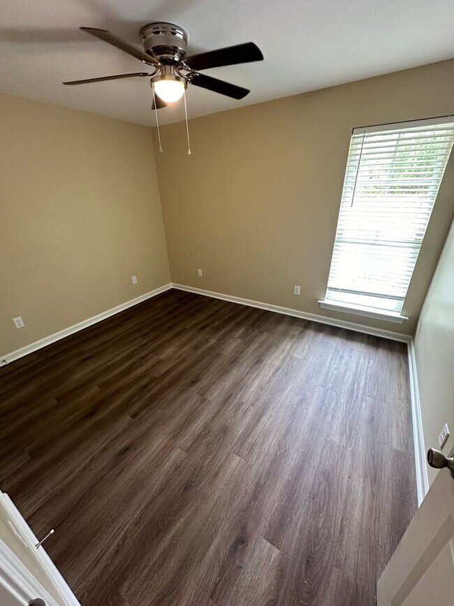 Building Photo - 3512 Moss Island Ct