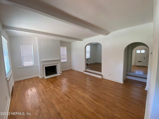 Building Photo - 1271 Belmont Terrace