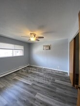 Building Photo - 616 New St