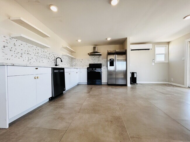 Foto del edificio - Quiet 2 bd House Surrounded by Open Desert