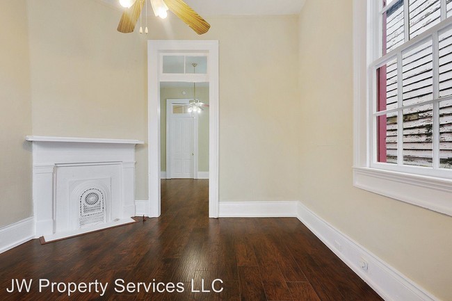 Building Photo - 2 br, 1 bath Apartment - 1533 Music Street