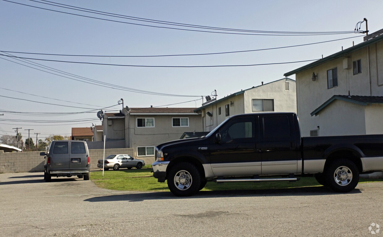 Foto del edificio - 1336 W Stoneridge Ct.