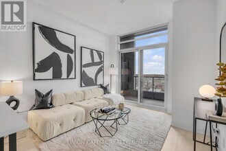 Building Photo - 7950 Bathurst St