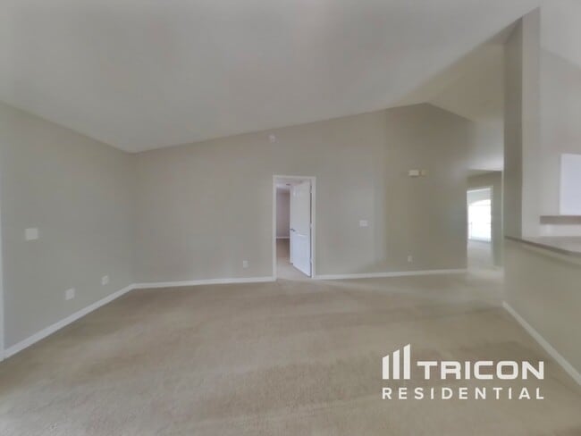 Foto del edificio - 691 Fruit Cove Forest Rd E