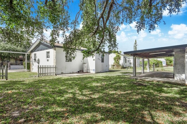 Building Photo - 6535 NW 6th Ave