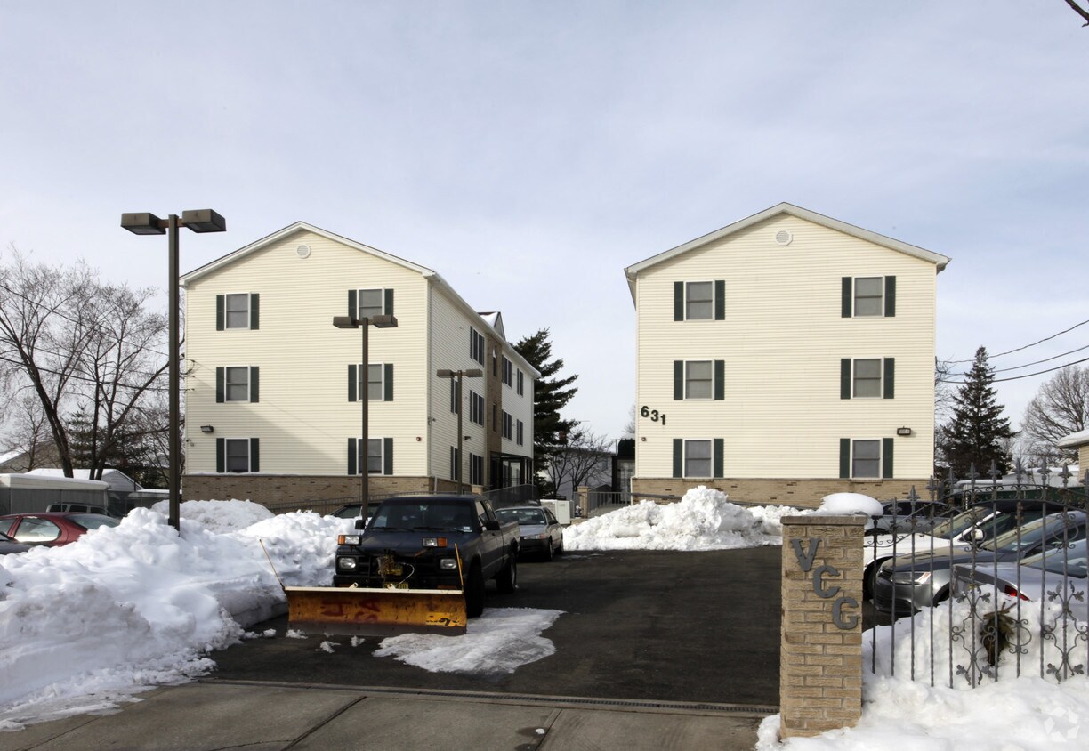 Foto del edificio - 631 S Broad St