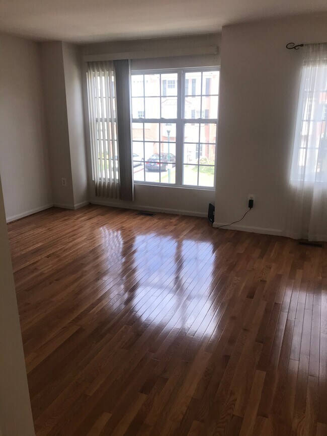 Building Photo - 14330 Kimono Cir