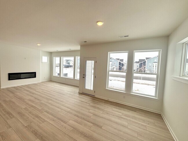 Foto del edificio - 1159 149th St W