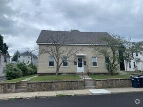 Building Photo - 19 Whitcomb St