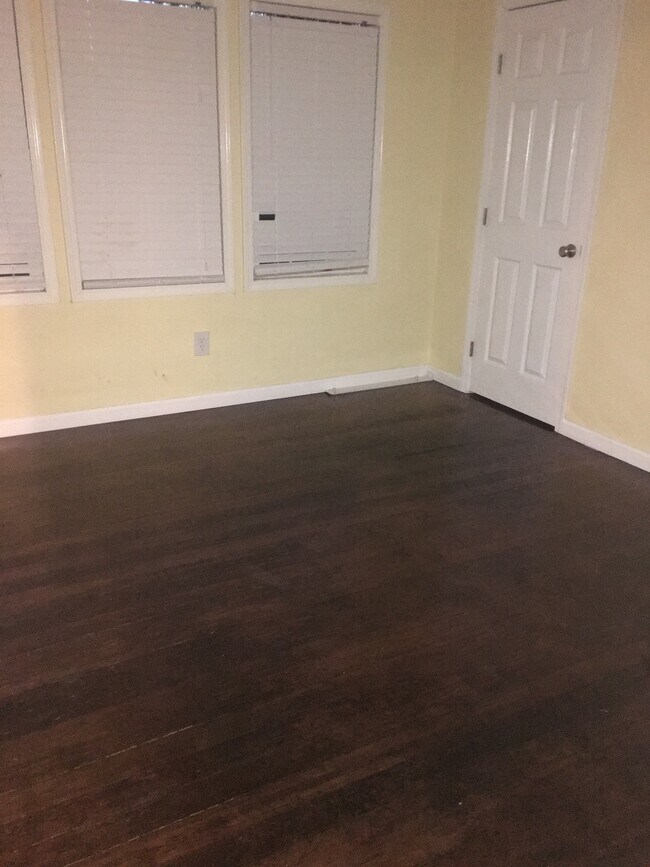 Bedroom - 261 W 23rd St