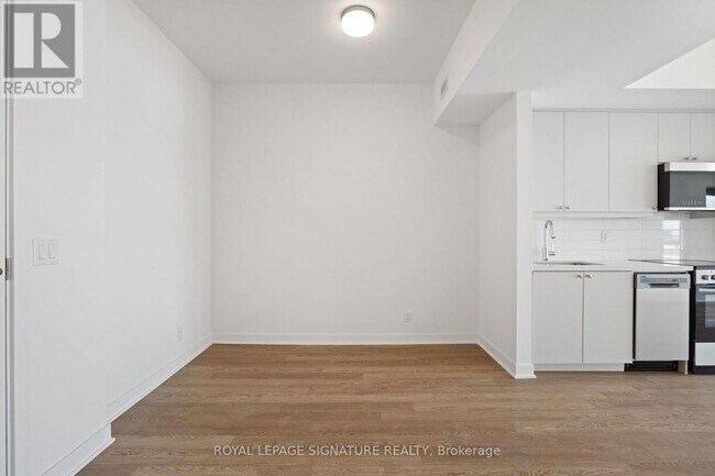 Building Photo - 51 Clarington Blvd