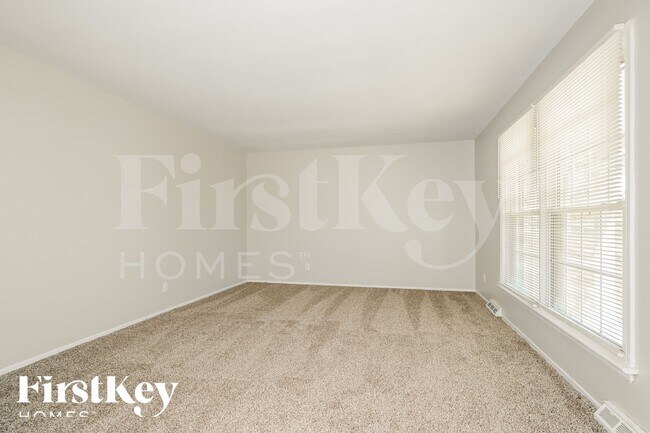 Building Photo - 12525 Bay Shore Dr