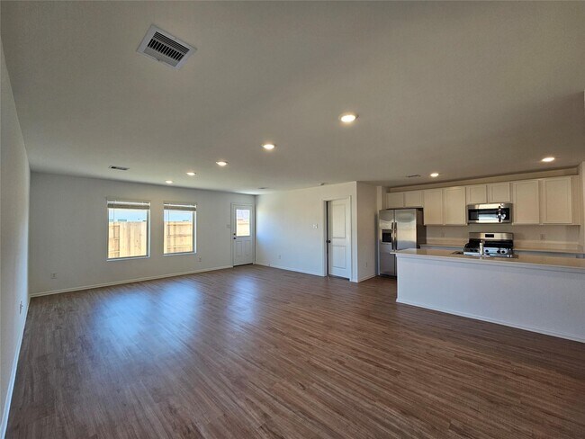 Foto del edificio - 9602 Atwood Lake Dr