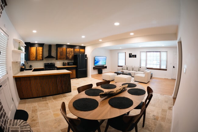 Foto del edificio - 1585 Secessionville Rd