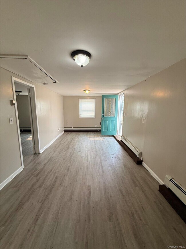 Foto del edificio - 19 Nassau Ave