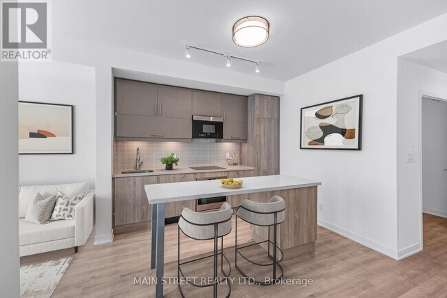 Photo du bâtiment - 8119 Birchmount Rd