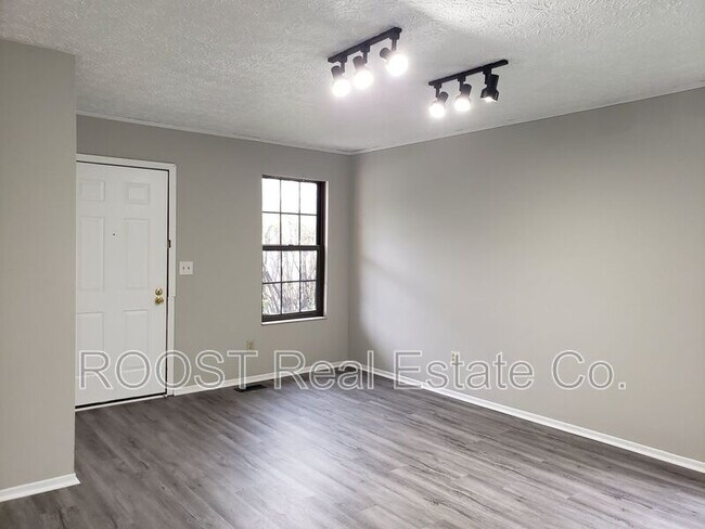 Building Photo - 3804-3806 Zephyr Pl
