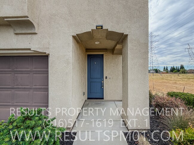 Building Photo - 2165 Camino Real Way