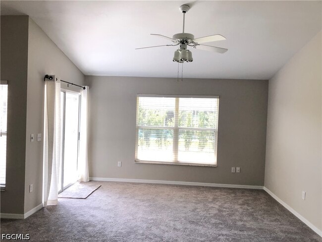 Foto del edificio - 8223 Breton Cir