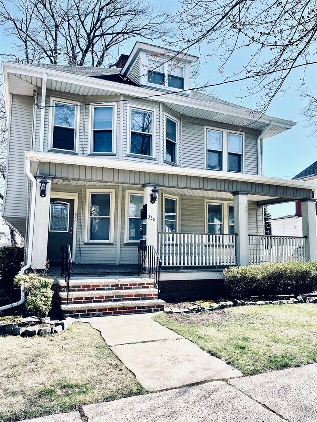Primary Photo - 338 Beech St