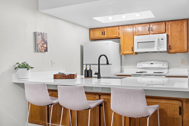 New Quartz countertops! - 540 S Forest St