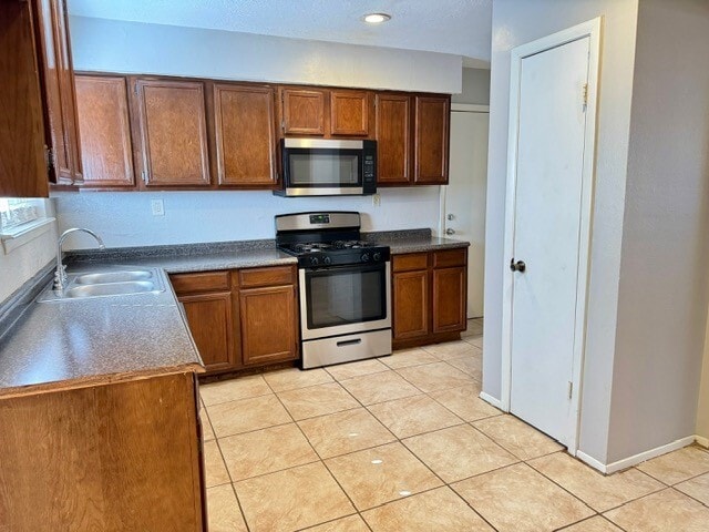 Foto del edificio - 24018 Spring Briar Ln