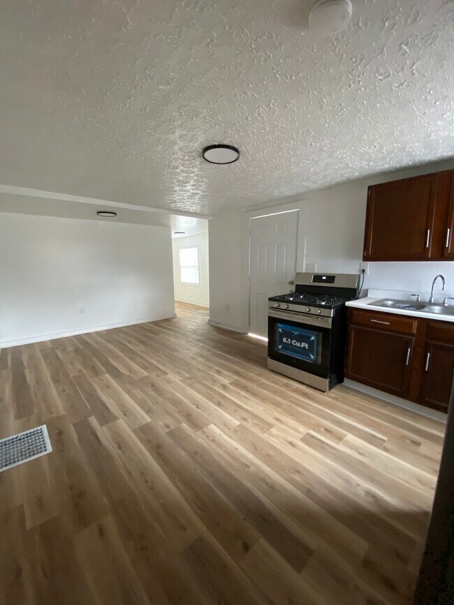 Foto del edificio - 310 N 27th St