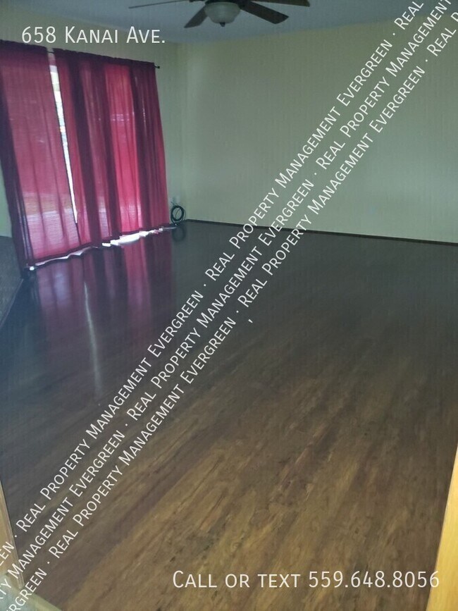 Foto del edificio - 658 W Kanai Ave