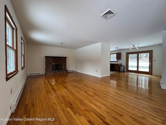 Foto del edificio - 1220 Co Rte 22