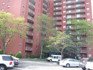 Building Photo - 115 W Squantum St